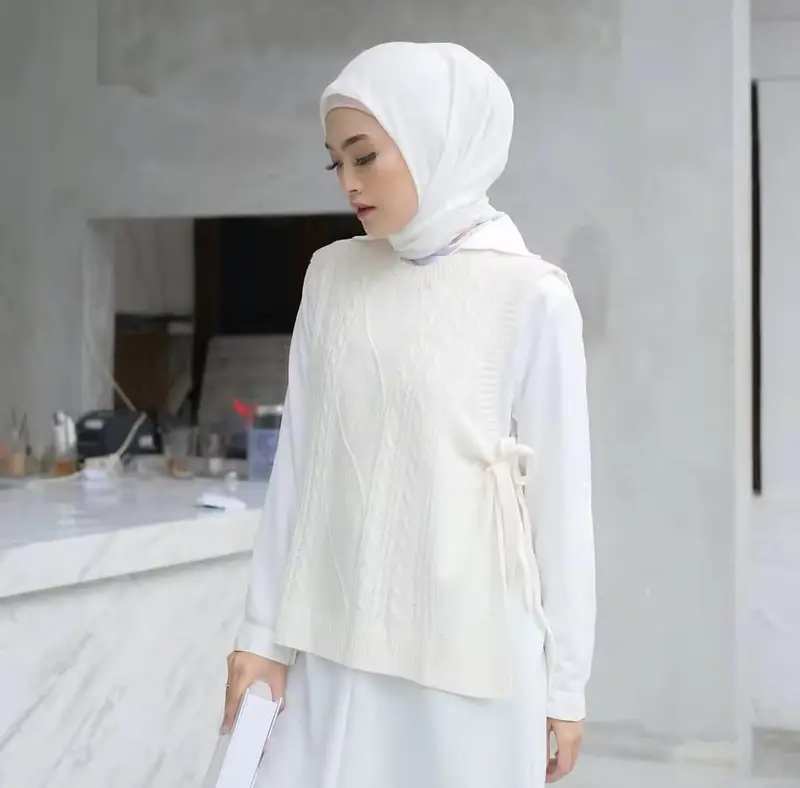 Beautyshirt ~ Halma Vest Bahan Rajut / Atasan Wanita Kekinian Rompi Rajut Tali Samping Ala korean Style brokat / outer Top Motif Santai 8