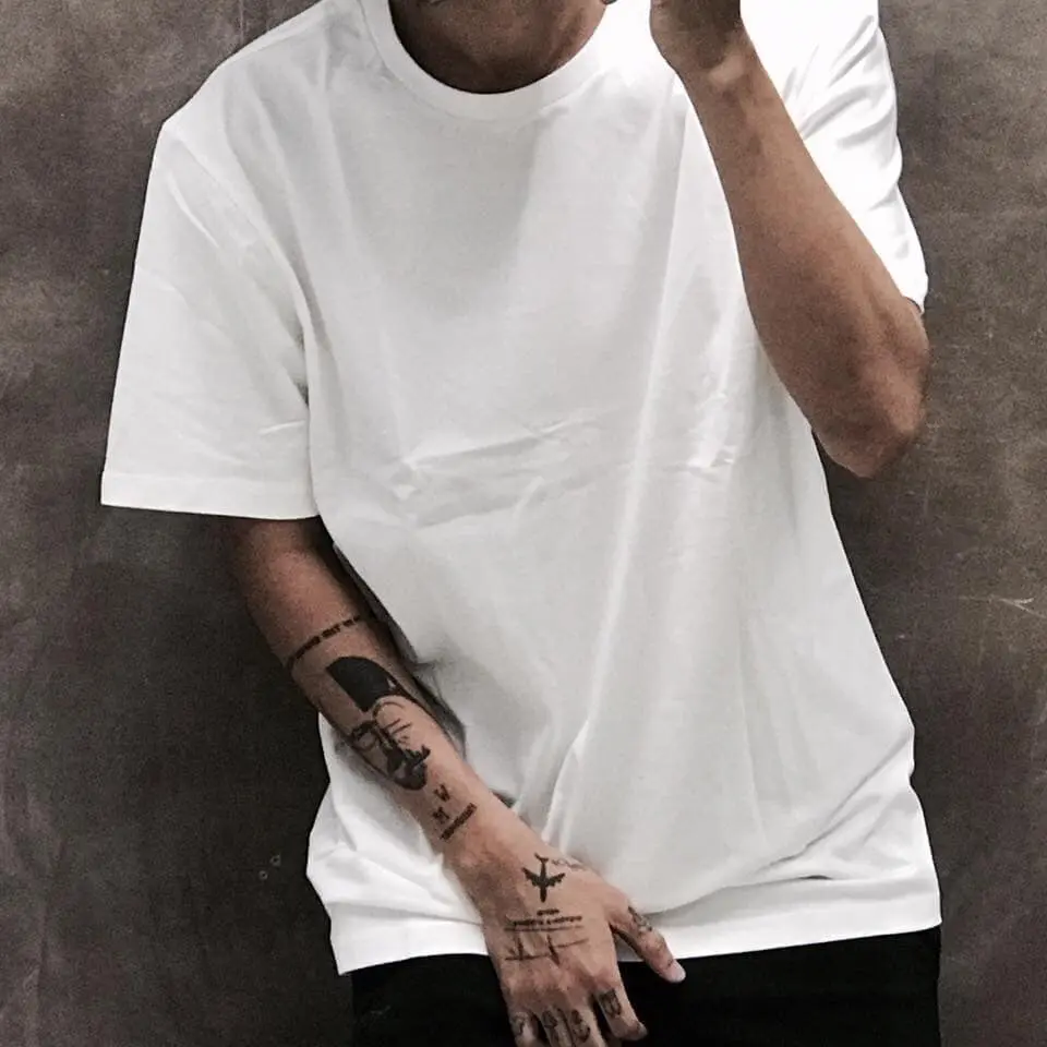 Áo phông Kirk.L-A-N-D UNISEX - Áo thun trơn cổ tròn OVERSIZE [Nam,Nữ] - màu: Trắng, Đen - BÔNG SHOP
