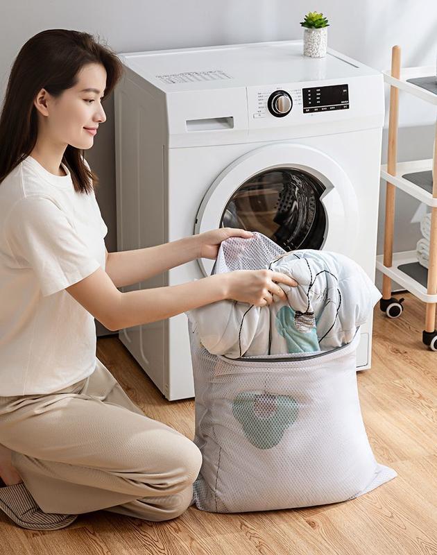 Product Introduction of Washing machine filter thickened fine mesh laundry bag Washing clothes underwear bra bag care bag mesh bag Accessory 4