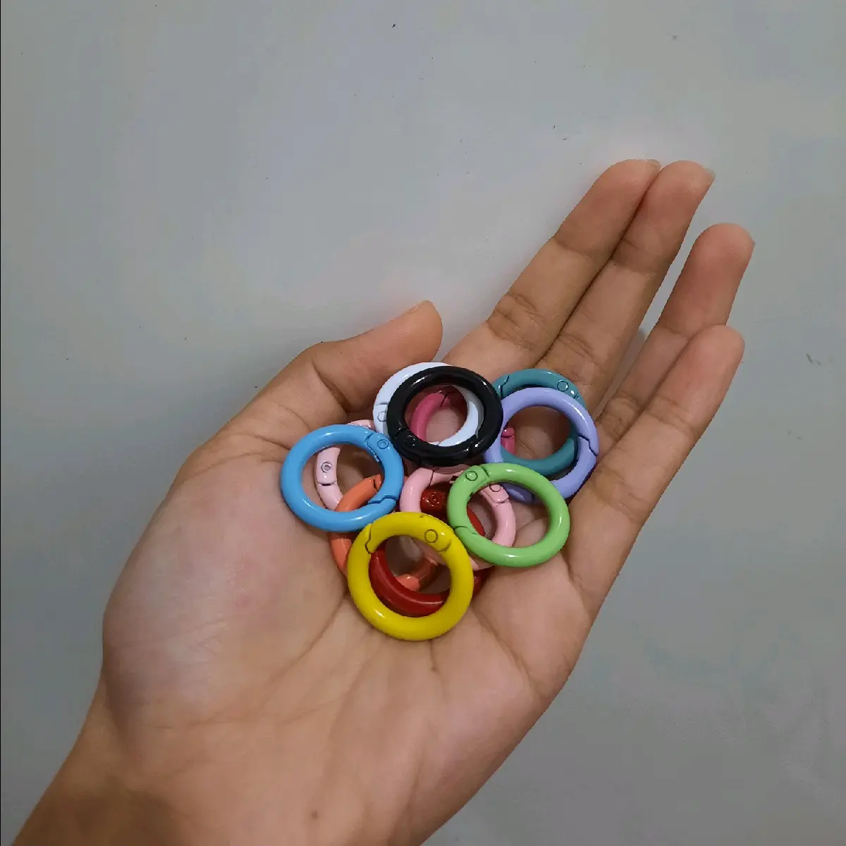 Ring + mika hp / ring buka tutup gantungan kunci Besi
