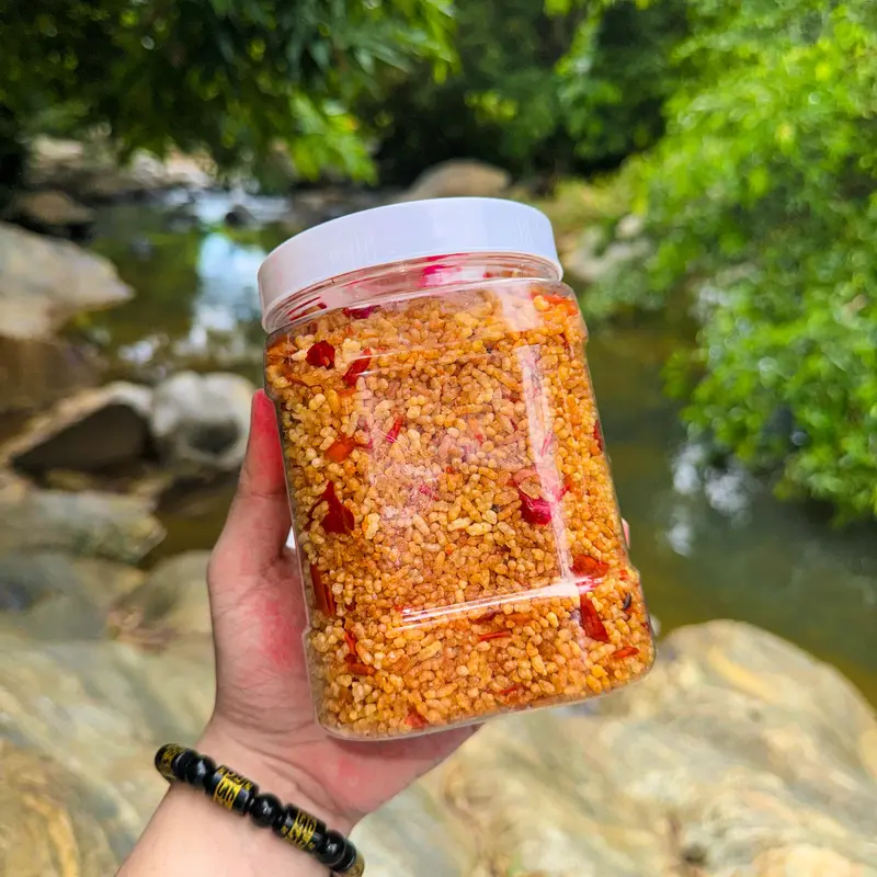 [ VỊ CAY TIÊU CHUẨN - MUA 1 ĐƯỢC 3 ] Cơm Rang Không Dầu 1000gr TẶNG Hũ Khô Gà Lá Chanh 100% Thịt Gà Nguyên Chất 100gr 6
