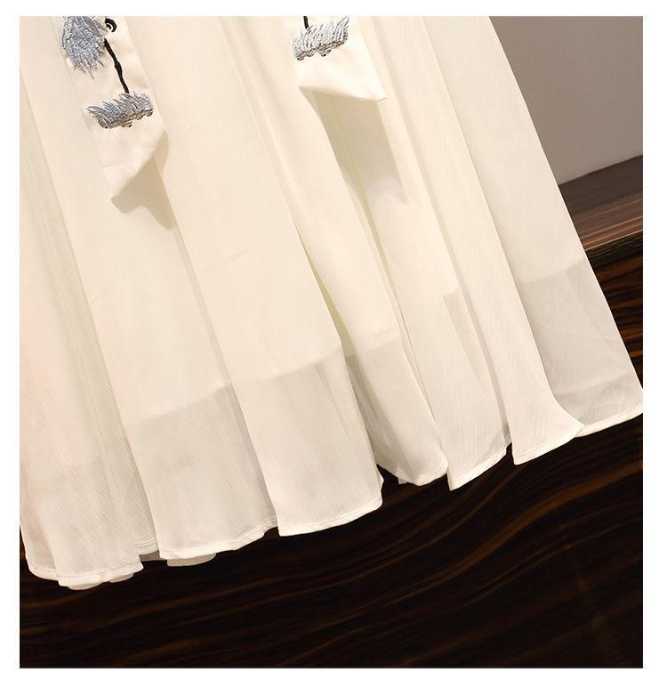 Product Introduction of Quần Áo Nữ, Cỡ Lớn, Bộ Hai Mảnh Áo Và Váy, Phong Cách Mùa Hè Cổ Xưa Cải Tiến Sườn Xám, Thiết Kế Đặc Biệt, Thích Hợp Cho Cô Gái Đầy Đặn, 2024 Top Women Pants Polo Jacket 16