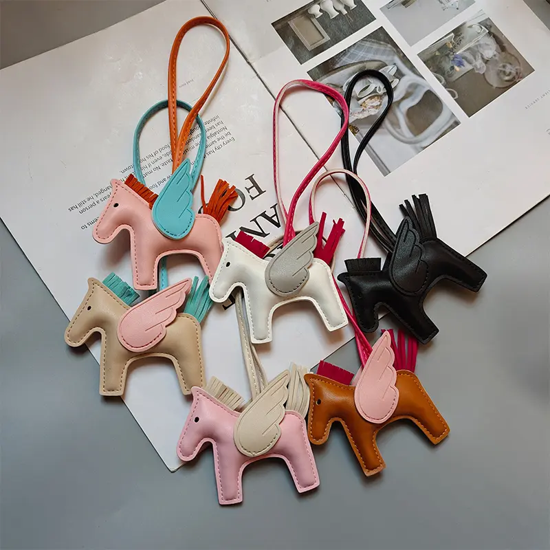 Mặt Dây Chuyền Pegasus, Da Hợp Xu hướng Mới, Dễ Thương Và Sáng Tạo, Cá Nhân Hóa, Dành Cho Ba Lô Nữ, Phụ Kiện Quyến Rũ Túi Nữ 0