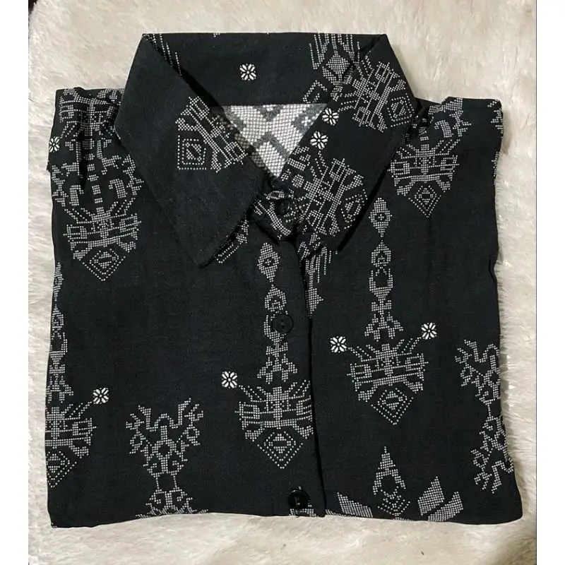 Kemeja blouse plisket motif etnik Airflow Wanita 3
