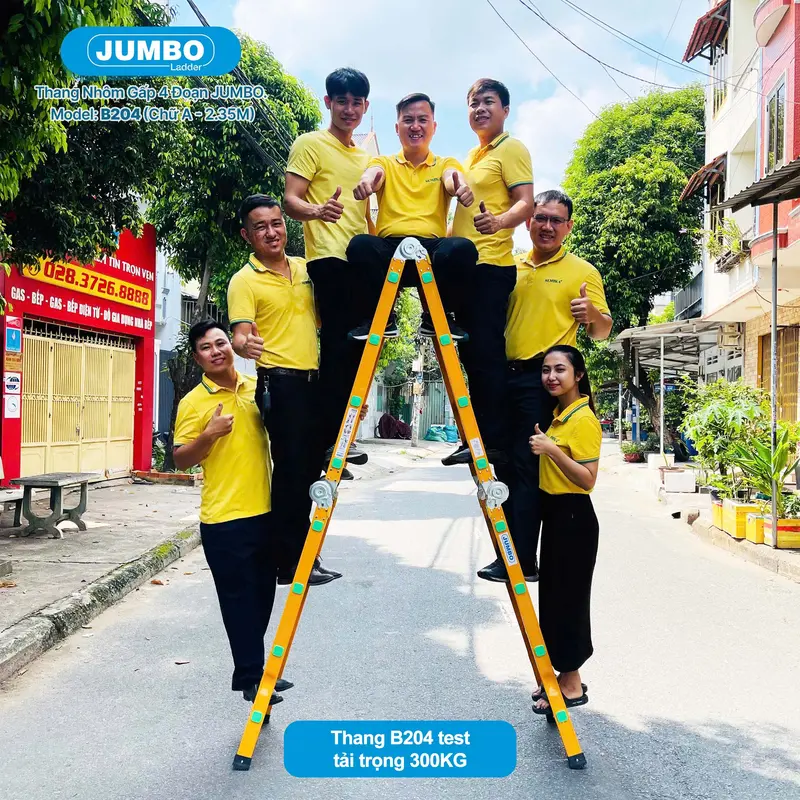 Thang nhôm gấp 4 đoạn JUMBO B204, chữ A cao 2.35m, chữ I cao 4.7m, 14 tư thế sử dụng, tải trọng 300kg 3