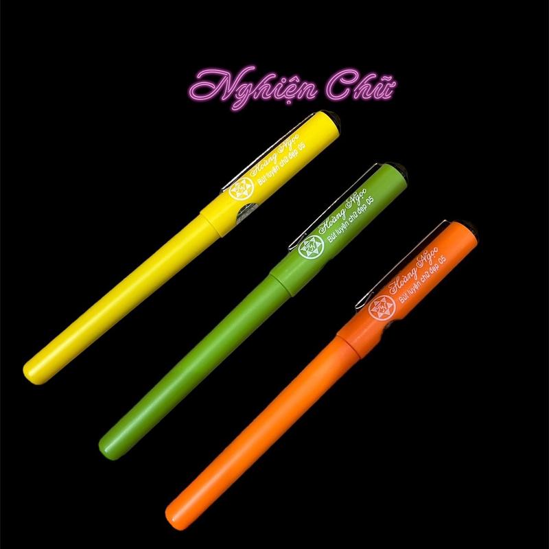 Bút mài gai Hoàng Ngọc 05 (KHÔNG KÈM MỰC)