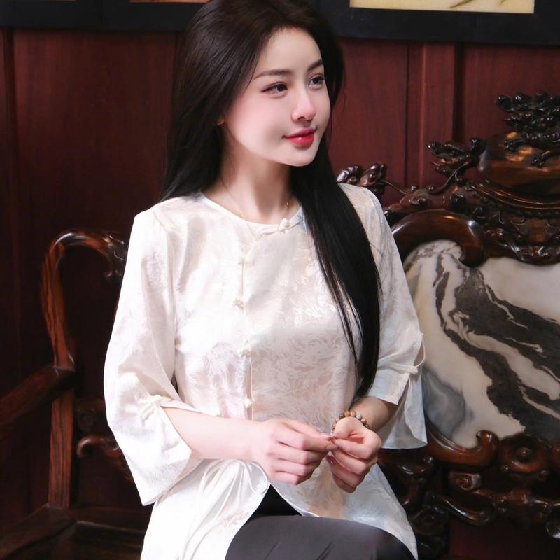 Bộ pháp phục đi lễ chất gấm hàng châu tay xẻ vân xoáy 2
