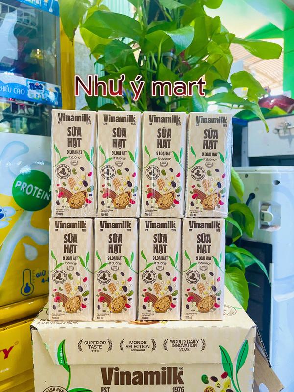 Thùng 24 hộp 180ml sữa Super Nut 9 loại hạt ít đường của Vinamilk