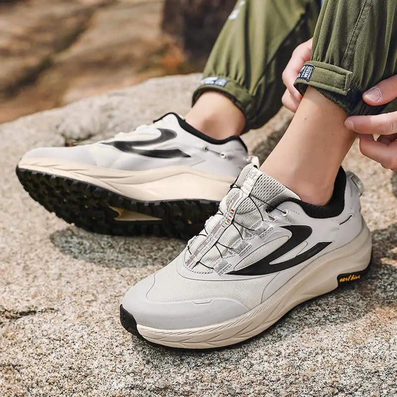 【FRED YOUNG】New product release! Couple style lightweight anti slip outdoor sports hiking shoes 2355