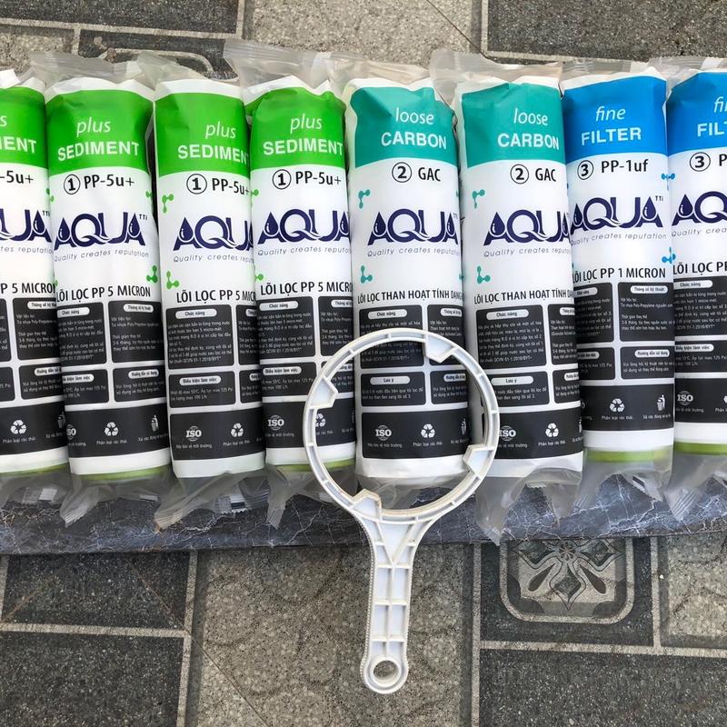 ( Hàng Cao Cấp ) Combo 8 lõi lọc AQUA ( bao gồm 4 lõi 1 , 2 lõi 2 , 2 lõi 3 AQUA ) . Tặng kèm tay vặn cốc Máy Lọc Nước lọc  nước bộ  lọc máy  lọc máy  lọc lọc  nước