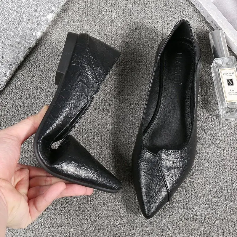 Giày Đế Bệt Nữ, Gót Thấp, Thường Ngày Và Dễ Phối Đồ Đế Mềm, Thích Hợp Đi Làm, Da Đen, Cỡ Lớn, Năm 2024