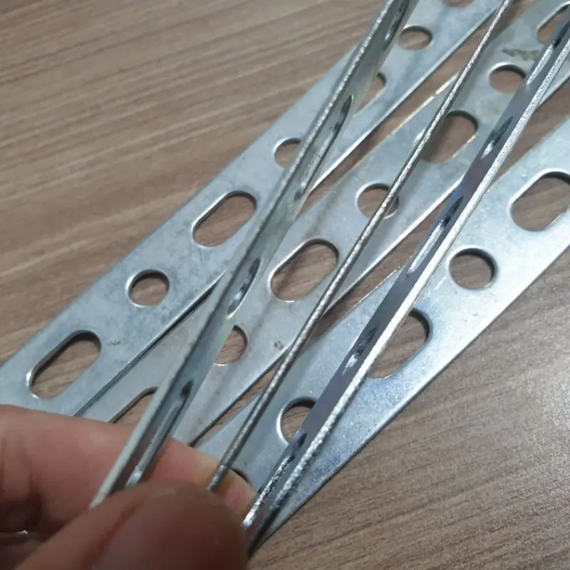 Breket Bolong Plat Bolong Serbaguna Universal Multifungsi tebal 1,2 mm 1
