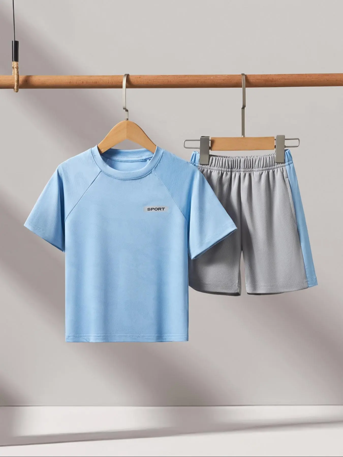 Two-piece Set Boy's Letter Print Short Sleeve Tee & Shorts Set, Casual Round Neck T-shirt & Shorts, Summer Clothes for Kids Outdoor Sports