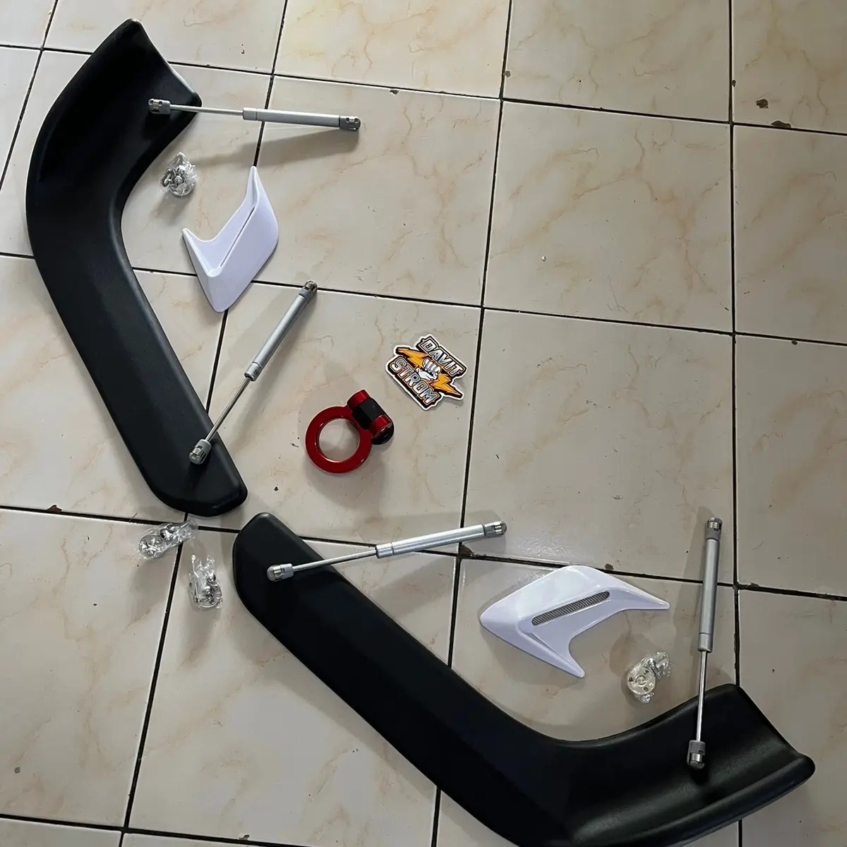 Variasi bumper bus