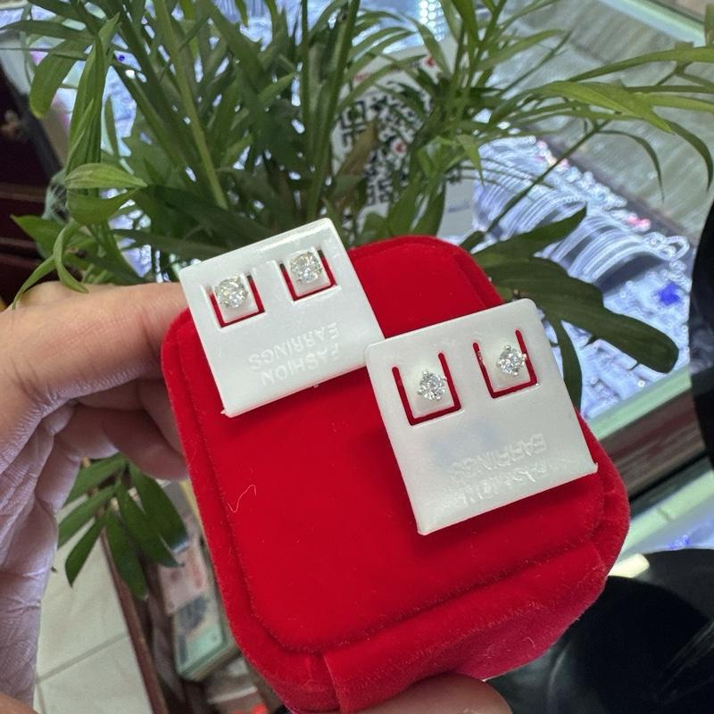 Khuyên nụ đá bạc best saler bên shop 3