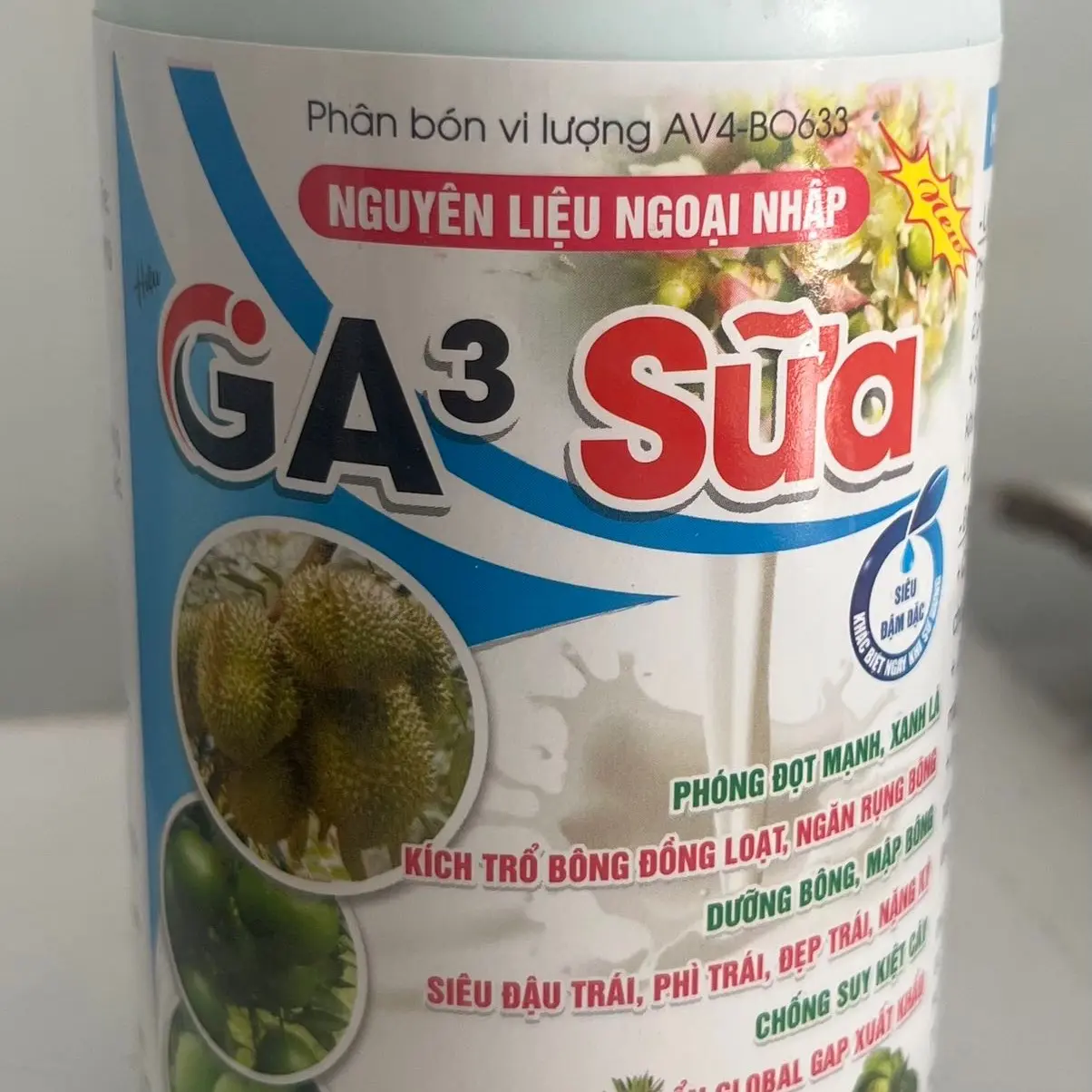 Ga3 sữa chai 500 ml sử dụng cho 400 lít nước giúp kéo đọt,kéo bông cực mạnh,lớn trái,phì trái.