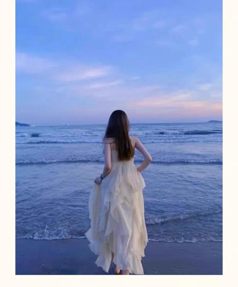 Product Introduction of 2025 French Style Beach Vacation Dress High-end Sanya Travel Outfit Super Fairy Small Stature Photo Spaghetti Strap Dress 16