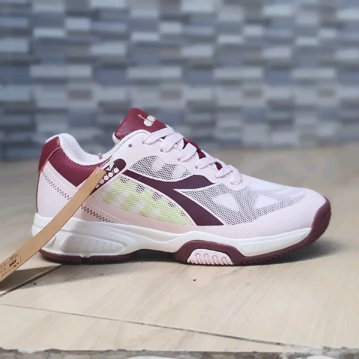 Sepatu Tenis Diador Hoshi Pink Original