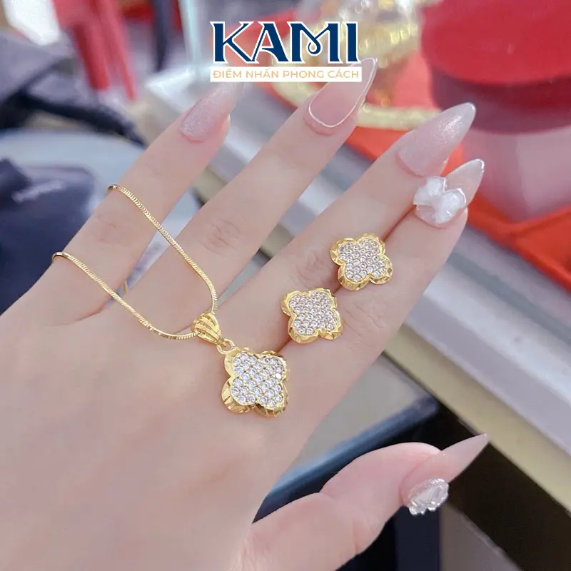 Dây chuyền và bông tai 4 lá xoàn mạ vàng Kami trang sức sỉ