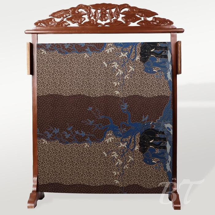 Gambar BATIK TRUSMI Bahan Kain Batik Meteran Motif Dobby 1684 A Biru MKR Cocok Untuk Seragaman - 1 meter dari BT Batik Trusmi Official Kab. Cirebon 5 Tokopedia