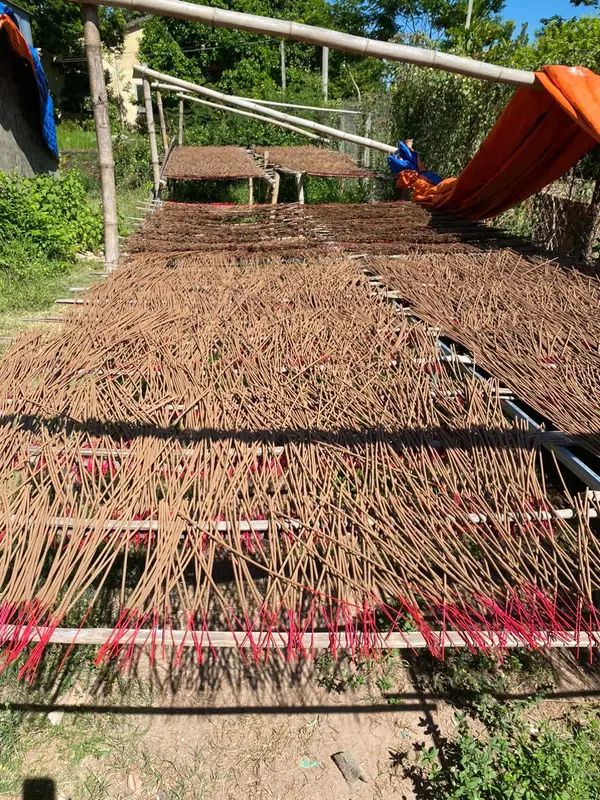 Combo  03Kg Nhang Quế Vỏ - Mùi Thơm nồng ấm của Quế - Thành phần tự nhiên - Gía tại Xưởng - Nhang Sạch Bình Định 1