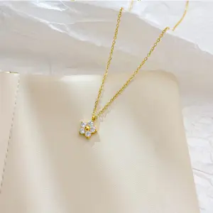 【STOPEREL】Perhiasan Kalung Bunga Titanium Kalung Titanium Permata Wanita Zircon Anti Karat Korean Style Elegan Simple Mewah