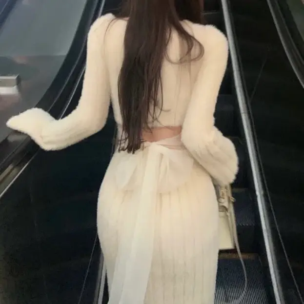Set len lông thỏ thắt nơ eo hở lưng sexy xẻ đùi hàng Quảng Châu