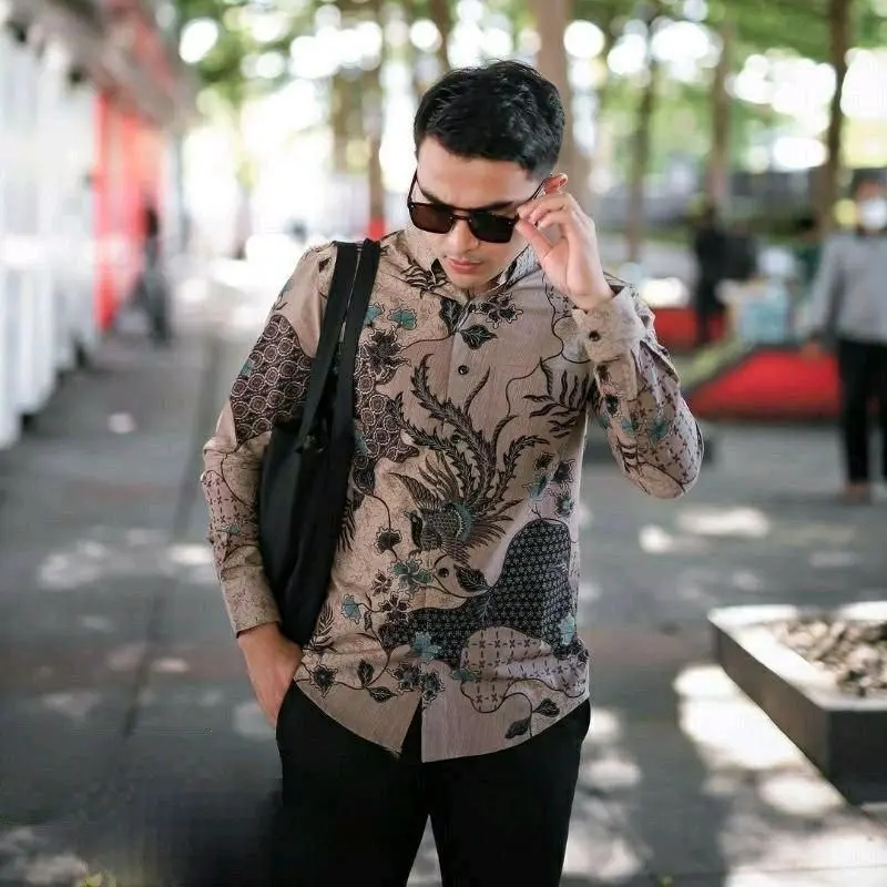 Baju Kemeja Batik Pria Lengan Panjang Santai Distro Halus Premium Jumbo Size M L XL XXL Dewasa Kerja Keren Motif Mewah Nyaman Cowok Casual Katun 2