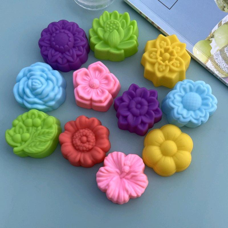 NHIENCAKE Set 5 Khuôn silicon bánh da lợn 5cm làm thạch rau câu, cupcake, bánh chuối, bánh dừa hình hoa cúc, hồng, sen, đại, hoạ mi, hướng dương