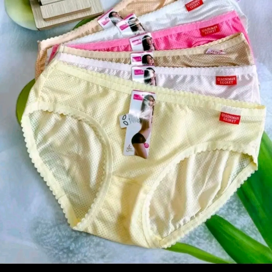 Com Bo 10 quần lót nữ thông hơi đủ mầu. Cân nặng từ 45kg đến 60kg mặc vừa