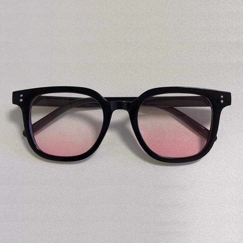 Fashion Square Gradient Blush Sunglasses No Makeup UV400 Protection Anti-Glare Shades Decorative Eyewear for Driving, Fishing, and Travel 4