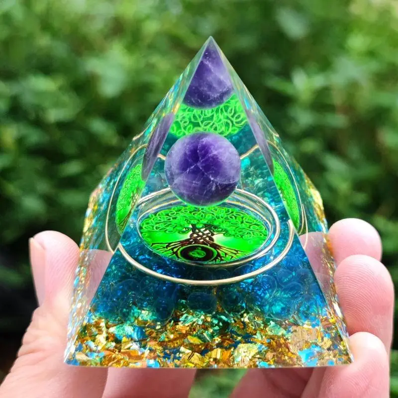 Crystal Ball Pyramid Design Resin Ornament, 1 Count Creative Desktop Decoration, Home Decor for Living Room Bedroom Office