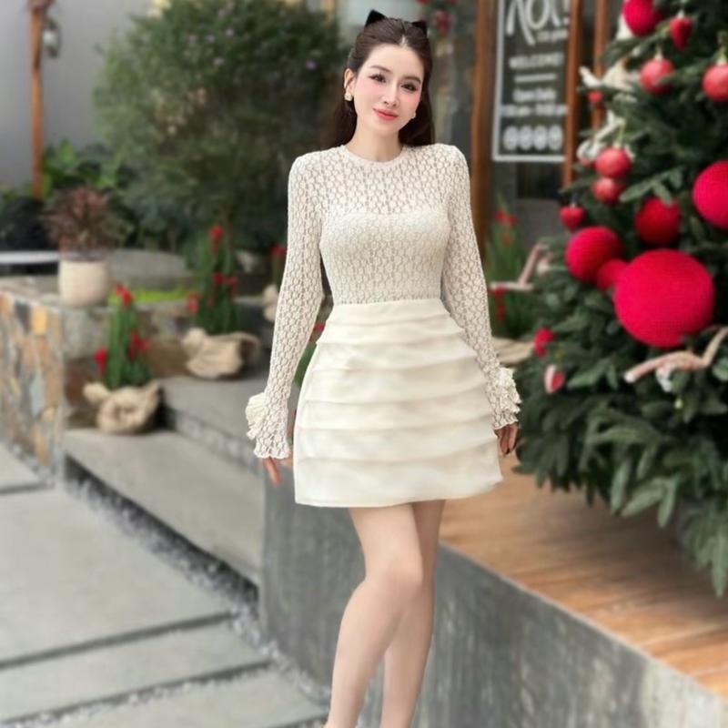  PHUONGBABI Váy ren tay dài kết hoa chân tầng M300 
