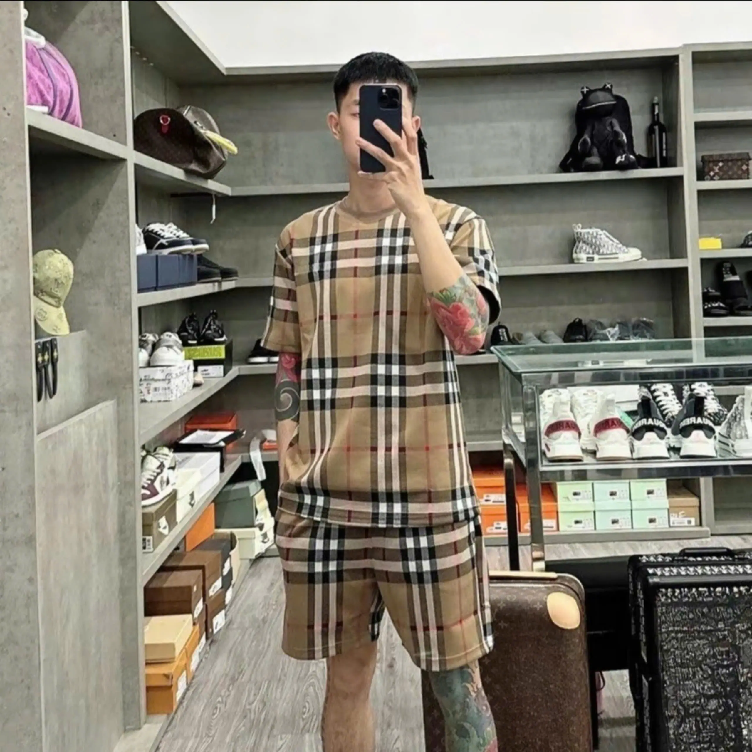 Bộ Quần Áo Nam Kẻ Toàn Thân Siêu Đẹp Mùa Hè Mẫu Mới Vải Dệt Cotton Chéo Cao Cấp Hot Trend 2024 - Menswear Kem Shirt Sơ Mi
