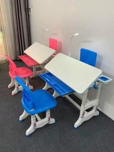 Product Introduction of Bàn học chống gù chống cận 1