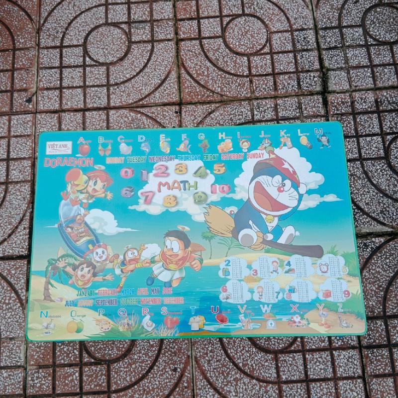 Bàn học sinh, sinh viên hình Đôrêmon Đã lắp ráp 40x60 3