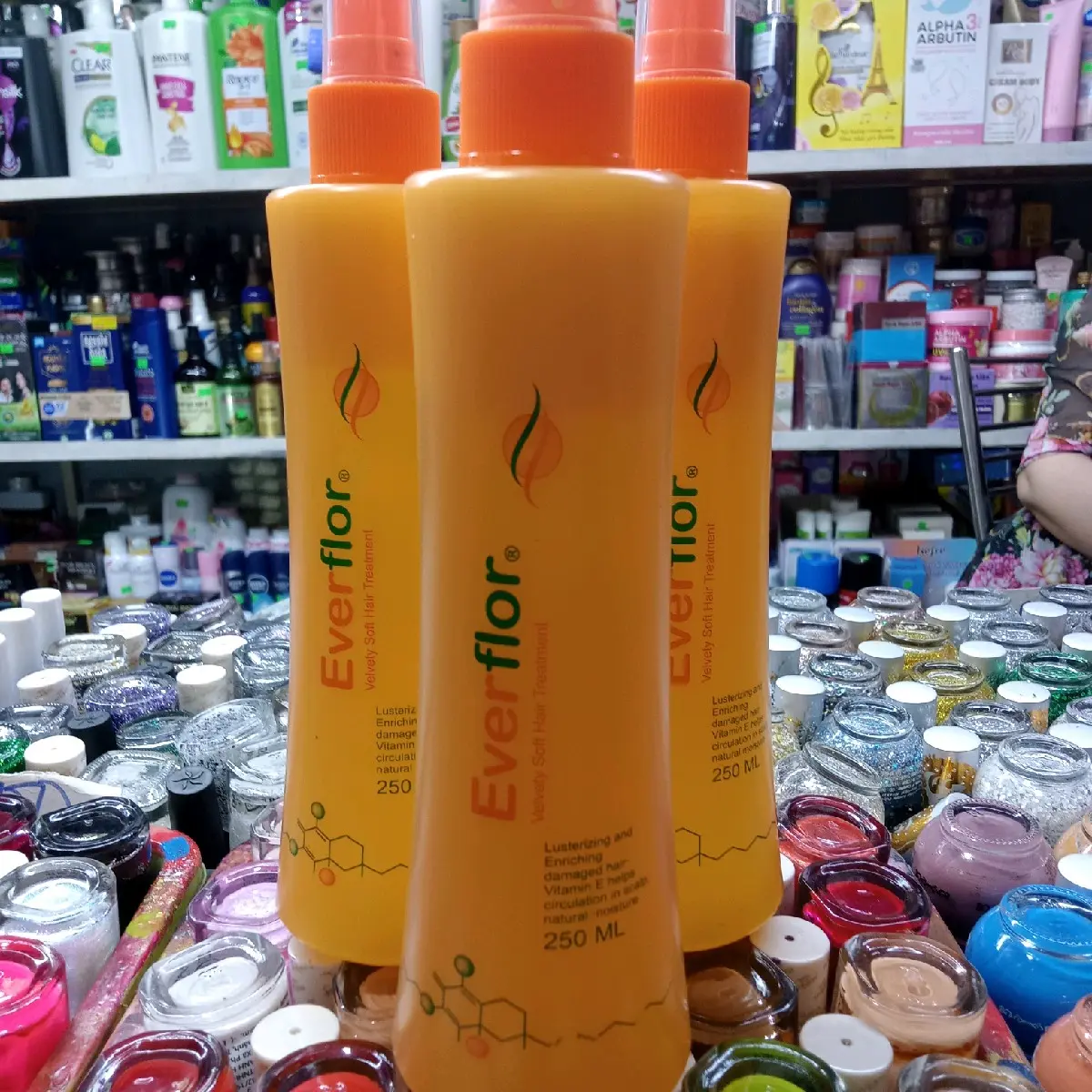Xịt dưỡng mượt tóc EVERFLOR CAM 250ml