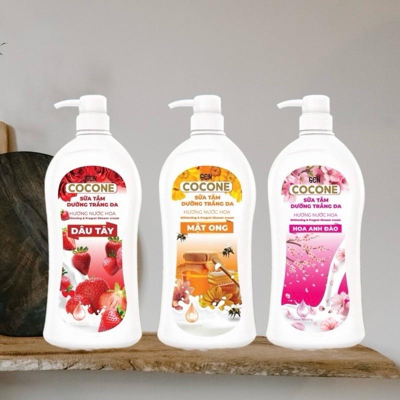 [Combo 3 Chai] Sữa Tắm Dưỡng Trắng Da COCONE Hương Nước Hoa - Hương Dâu Tây - Hương Hoa Anh Đào - Hương Mật Ong - 900ml/Chai