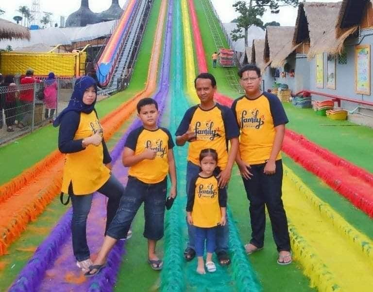 Kaos Couple Keluarga bertiga Kaos keluarga tangan panjang Kaos seragam family gathering Ziyata ZT030 Katun Dewasa Muslim Baju Sarimbit Pasangan Pendek 3