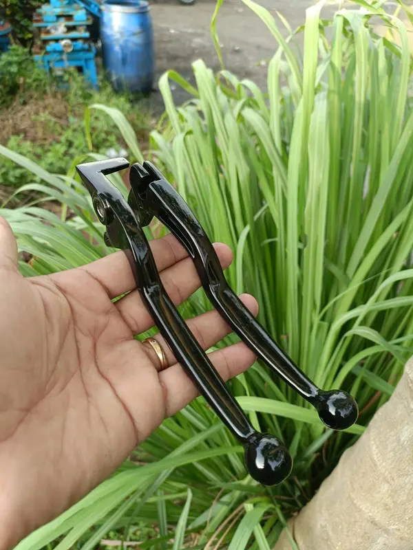 Tay thắng exciter 135-150-155 đen bóng sơn tĩnh điện 1