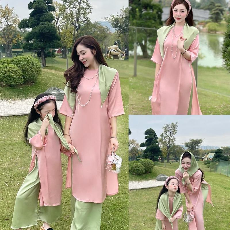 Áo dài Tết bé trai, bé gái thêu hoa thủ công màu hồng quần xanh kèm khăn và bờm Đậu Kids&Mom AD003 7