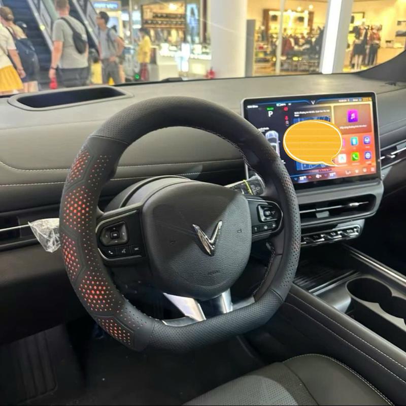 Bọc vô lăng da Nappa loại Dcut xe điện Vinfast VF3, VF5, VFE34,VF6, VF7, VF8, VF9, Kia Seltos, Sonet, Caren, MG, XL7