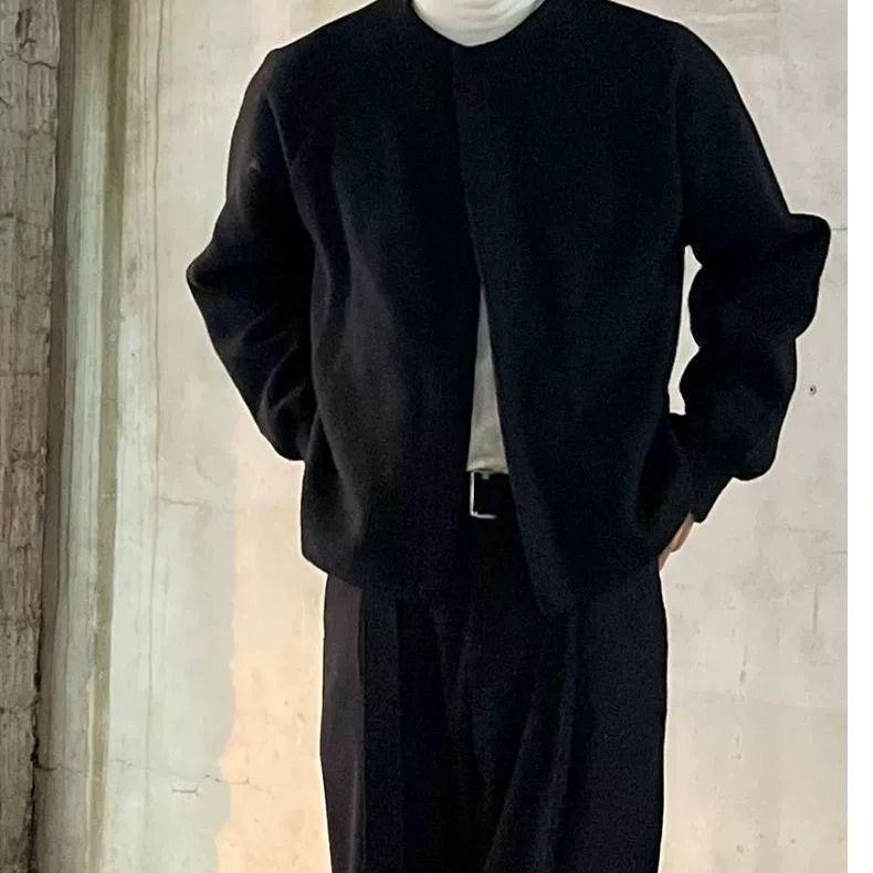 Product Introduction of Áo Khoác Cardigan, Màu Trơn Cổ Tròn, Dành Cho Nam Giới, Thời Trang Hợp Xu hướng Xu Hướng Mới 2024 Mùa Thu Và Mùa Đông, Phong Cách Joker, Dáng Rộng Vừa Vặn, Ngoại Cỡ, Đồ Len 16