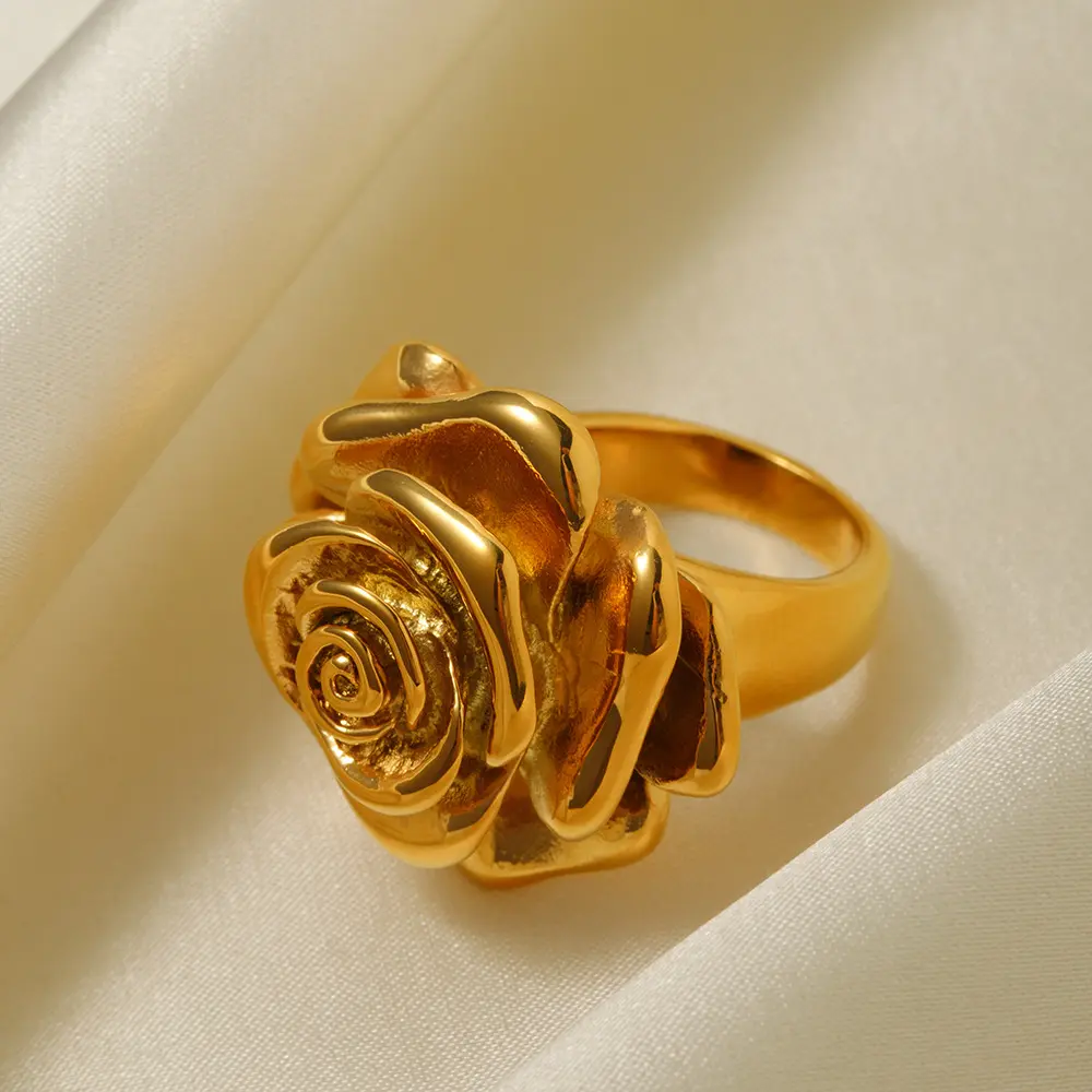 European and American Style Ins Trendy 18K Gold Stainless Steel Rose Ring No. 7 Simple Ring Three-Dimensional Sculpture Flower