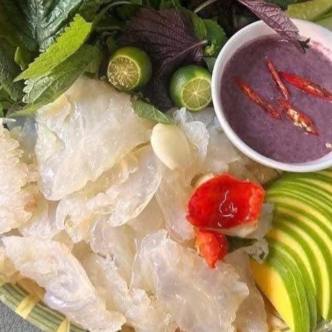 Chân sứa biển ăn liền Cô Tô kèm  mắm tôm 3