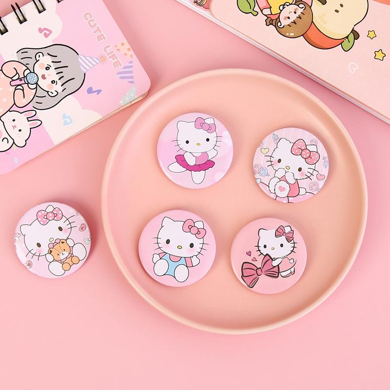 Product Introduction of ป้ายเหล็กวิลาด Sanrio Bar ดีไซน์ Hello Kitty น่ารัก เข็มกลัด เหมาะสำหรับนักเรียน ป้ายการ์ตูน จี้กระเป๋านักเรียน ของขวัญเล็กๆ น้อยๆ 4