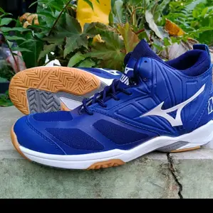 Sepatu voli badminton mzn wave momentum Uniseks Cepat Kering