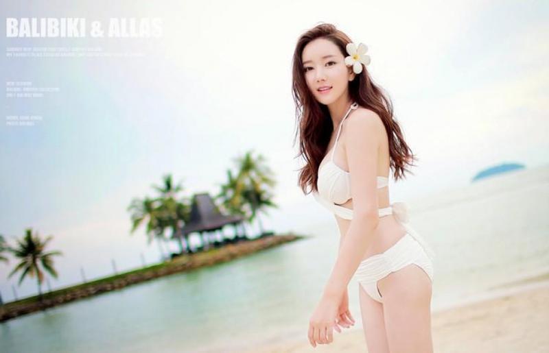 Product Introduction of [two piece triangle]Bikini Sexy Three-Point Army Green Steel Bracket Push up Cup Sexy Push-up Personality Bandage Split Swimsuit Women's Two-Piece Triangle 18