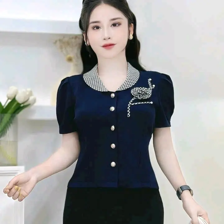Áo kí giả phối CỔ SAM KẺ. tặng kèm hoa cài ngực - Phong cách trẻ trung và nữ tính - Women, Kem - Sen, Top Sơ Mi 1