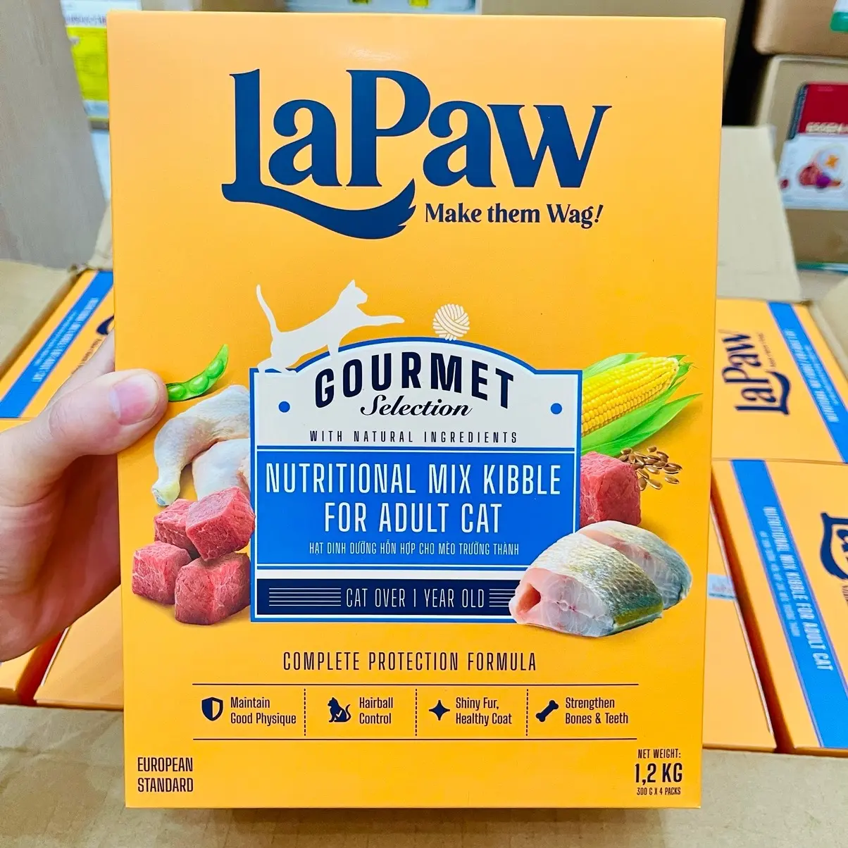 Hạt lapaw cho mèo trưởng thành gói 1.2kg bên trong có 3 túi 400g